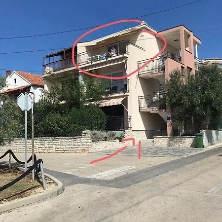 Apartment Lovre